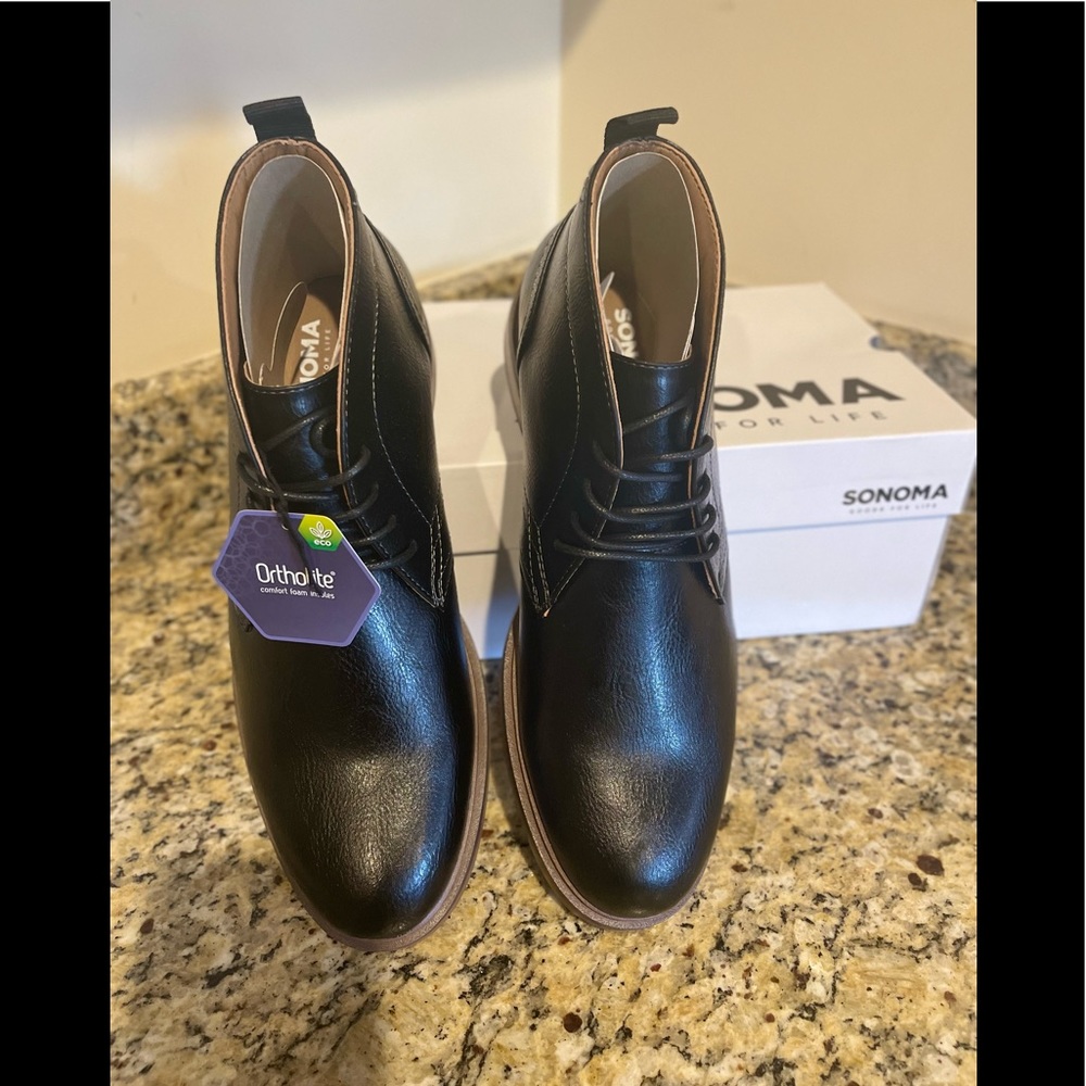 Sonoma mens shoes, size 9